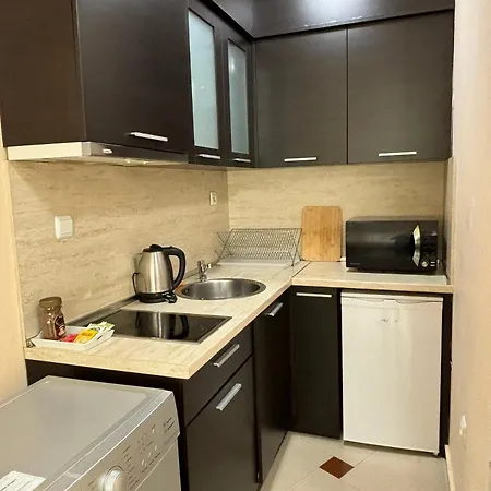 студио 2 * بورغاس